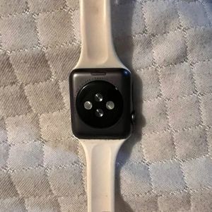 Apple watch series 3